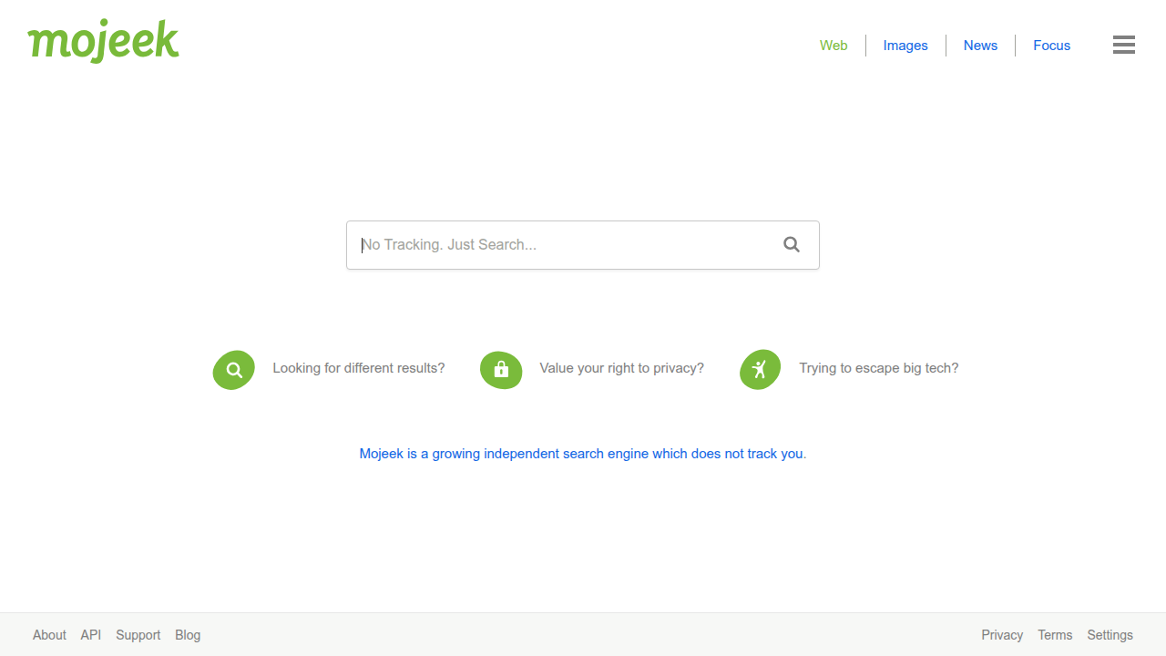 The Mojeek search engine's homepage, showcasing its unique commitment to building and maintaining its own independent web index since 2004.