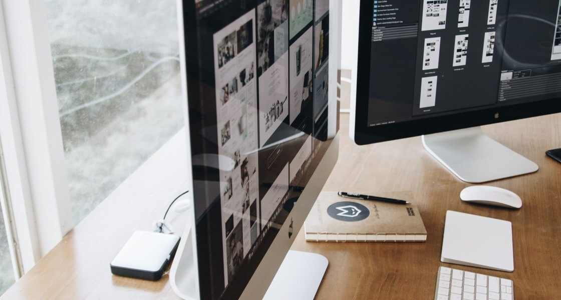 This article shows how to turn a portfolio website from a passive gallery into a consistent lead-generation engine. It covers practical design choices—like mini...